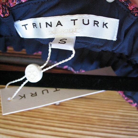 NWT Trina Turk Healdsburg Top - Picture 9 of 11
